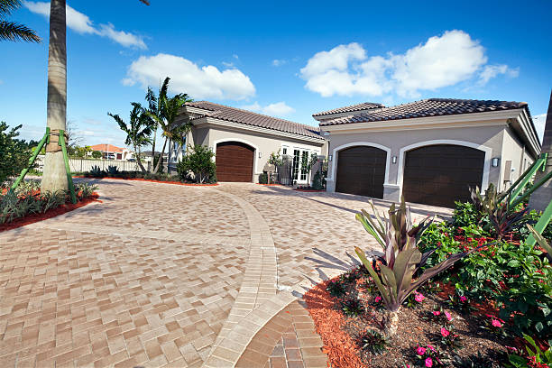 Best Interlocking Driveway Pavers  in Las Flores, CA